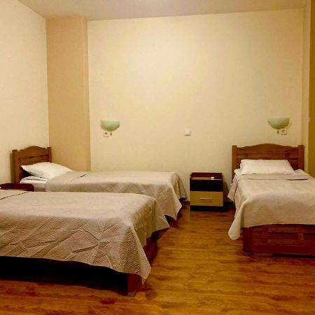 Hotel Old Cellar Tbilisi Buitenkant foto
