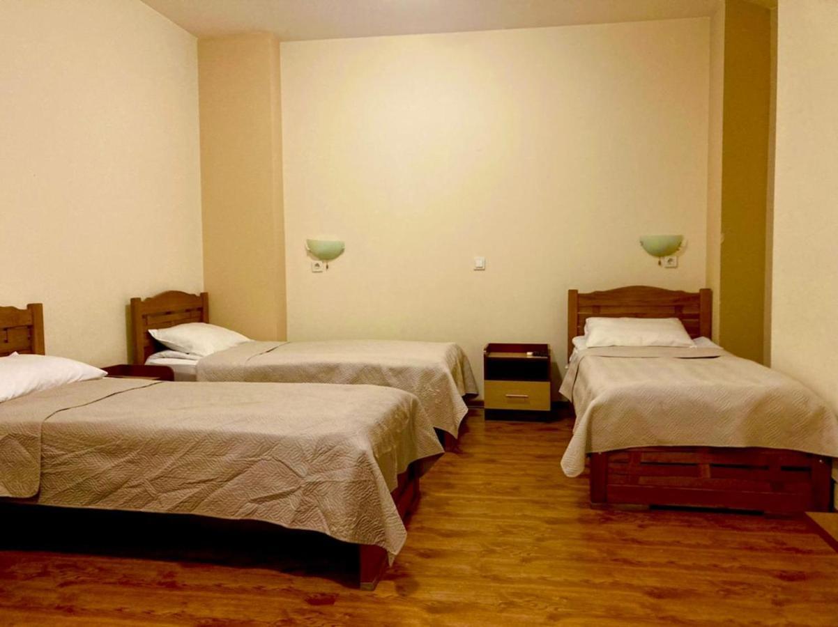 Hotel Old Cellar Tbilisi Buitenkant foto