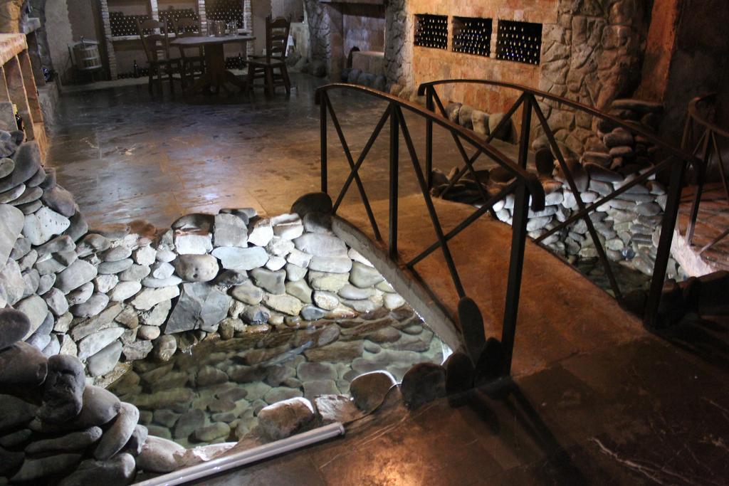 Hotel Old Cellar Tbilisi Buitenkant foto